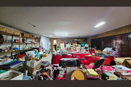 Casa à venda com 450m², 5 quartos e 7 vagasSalão 