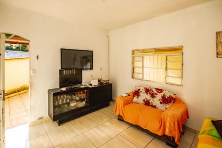 Casa para alugar com 4 quartos, 160m² em Planalto, Belo Horizonte