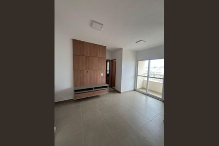 Sala de apartamento para alugar com 2 quartos, 48m² em Shopping Park, Uberlândia