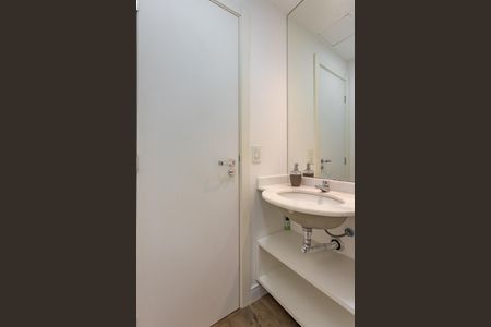 Lavabo de apartamento para alugar com 1 quarto, 65m² em Partenon, Porto Alegre