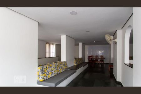 Apartamento para alugar com 70m², 2 quartos e 1 vagaÁrea comum - Salão de festas