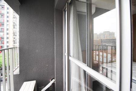Varanda de kitnet/studio à venda com 1 quarto, 24m² em Indianópolis, São Paulo