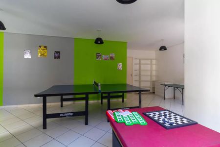 Apartamento à venda com 48m², 2 quartos e 1 vaga Apartamento à venda com 48m², 2 quartos e 1 vagaÁrea comum - Sala de Jogos