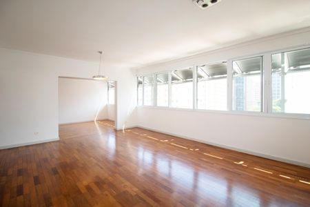 Sala de apartamento à venda com 2 quartos, 130m² em Paraíso, São Paulo