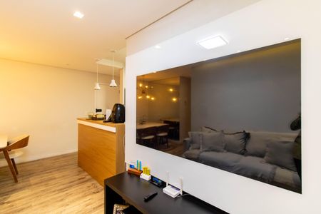 Sala de apartamento à venda com 2 quartos, 68m² em Jardim Flor da Montanha, Guarulhos