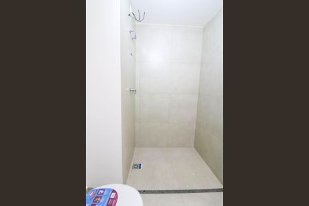 Banheiro de apartamento para alugar com 1 quarto, 25m² em Vila Cordeiro, São Paulo