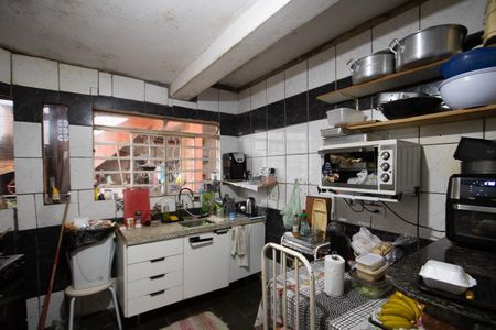 Casa para alugar com 60m², 2 quartos e 2 vagasCozinha