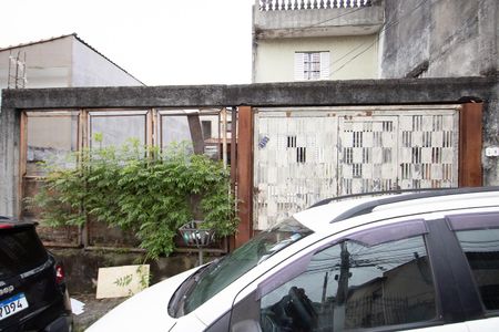 Casa para alugar com 60m², 2 quartos e 2 vagasFachada