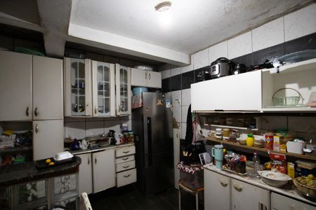 Casa para alugar com 60m², 2 quartos e 2 vagasCozinha