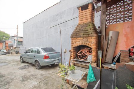 Casa para alugar com 60m², 2 quartos e 2 vagasChurrasqueira