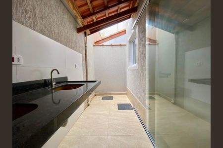 Área de Serviço de casa de condomínio para alugar com 2 quartos, 57m² em Vila Assuncao, Praia Grande
