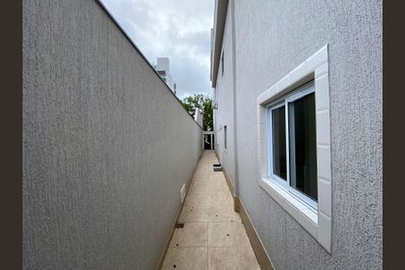 Casa de condomínio para alugar com 57m², 2 quartos e 1 vagaÁrea Externa