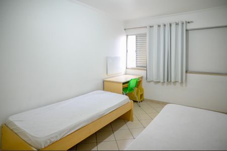 Quarto 2 de apartamento para alugar com 2 quartos, 70m² em Aclimação, São Paulo