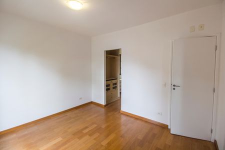 Casa de condomínio para alugar com 163m², 1 quarto e 2 vagas Casa de condomínio para alugar com 163m², 1 quarto e 2 vagasSuíte