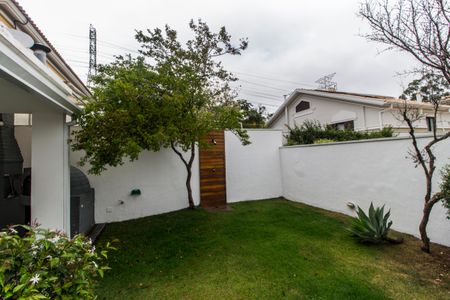 Casa de condomínio para alugar com 163m², 1 quarto e 2 vagas Casa de condomínio para alugar com 163m², 1 quarto e 2 vagasÁrea Externa