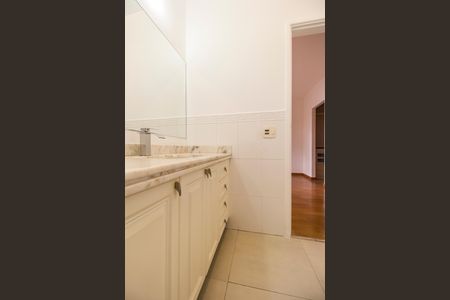 Casa de condomínio para alugar com 163m², 1 quarto e 2 vagas Casa de condomínio para alugar com 163m², 1 quarto e 2 vagasBanheiro da Suíte