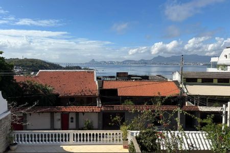 Casa à venda com 5 quartos, 576m² em Jardim Guanabara, Rio de Janeiro