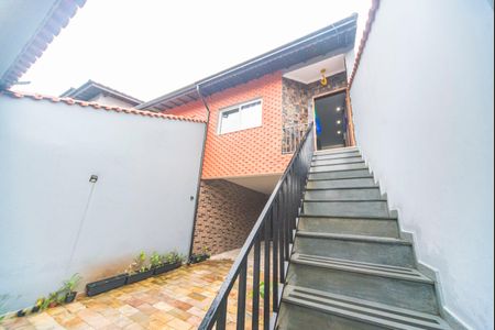 Casa à venda com 182m², 3 quartos e 2 vagas Casa à venda com 182m², 3 quartos e 2 vagasGaragem