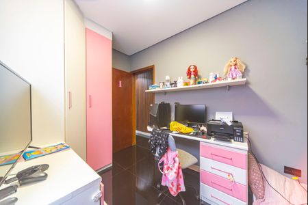 Casa à venda com 182m², 3 quartos e 2 vagas Casa à venda com 182m², 3 quartos e 2 vagasQuarto 1