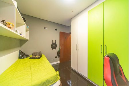 Casa à venda com 182m², 3 quartos e 2 vagas Casa à venda com 182m², 3 quartos e 2 vagasQuarto 2