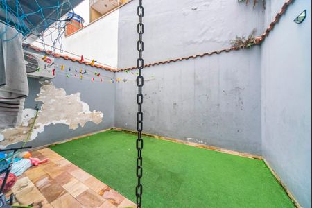 Casa à venda com 182m², 3 quartos e 2 vagas Casa à venda com 182m², 3 quartos e 2 vagasQuintal e corredor Externo