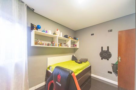 Casa à venda com 182m², 3 quartos e 2 vagas Casa à venda com 182m², 3 quartos e 2 vagasQuarto 2