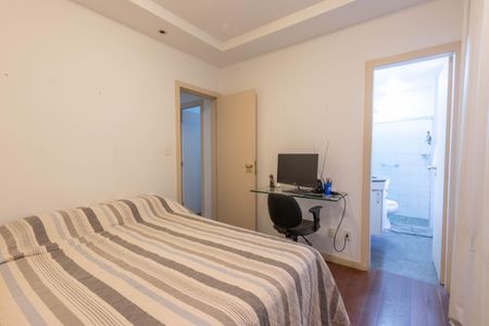 Apartamento para alugar com 118m², 3 quartos e 2 vagasQuarto 3