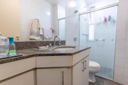 Apartamento para alugar com 118m², 3 quartos e 2 vagasBanheiro