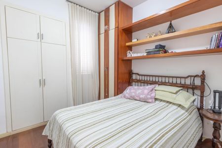 Apartamento para alugar com 118m², 3 quartos e 2 vagasQuarto 2