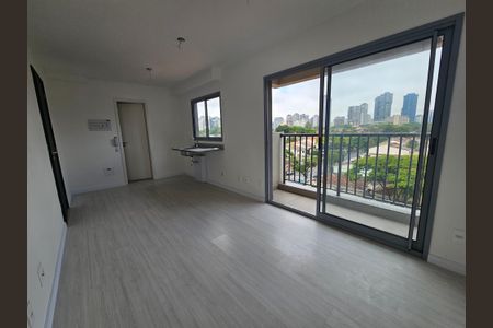 Sala/Quarto de kitnet/studio à venda com 1 quarto, 25m² em Vila Cordeiro, São Paulo