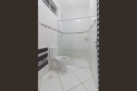 Banheiro Social de apartamento para alugar com 1 quarto, 45m² em Jardim Eliane, São Paulo