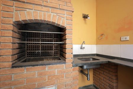 Casa à venda com 160m², 3 quartos e 2 vagasChurrasqueira