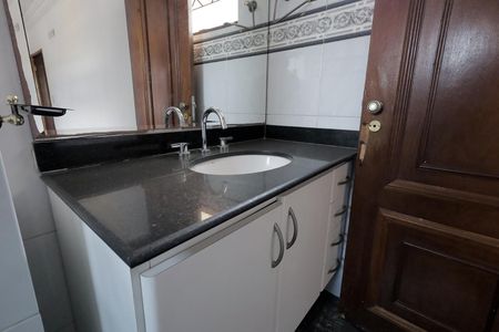 Casa à venda com 160m², 3 quartos e 2 vagasBanheiro Suíte