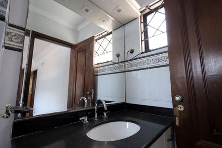 Casa à venda com 160m², 3 quartos e 2 vagasBanheiro Suíte