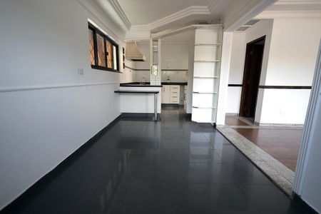 Casa à venda com 160m², 3 quartos e 2 vagasSala de Jantar