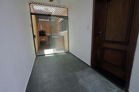 Casa à venda com 160m², 3 quartos e 2 vagasQuintal