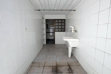 Casa à venda com 160m², 3 quartos e 2 vagasÁrea de Serviço