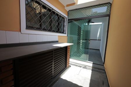 Casa à venda com 160m², 3 quartos e 2 vagasChurrasqueira