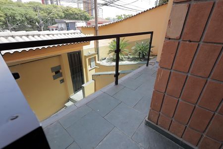 Sacada de casa à venda com 3 quartos, 160m² em Campestre, Santo André