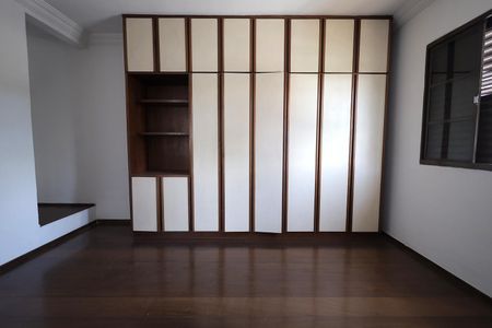 Casa à venda com 160m², 3 quartos e 2 vagasQuarto 2