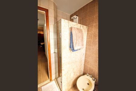 Apartamento à venda com 100m², 3 quartos e 2 vagasbanheiro 1