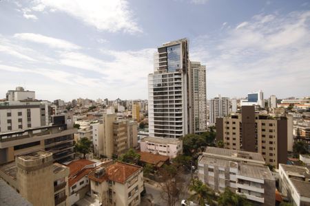 Apartamento à venda com 100m², 3 quartos e 2 vagasvista