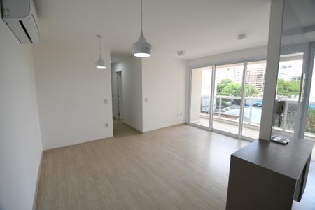 Sala de apartamento para alugar com 3 quartos, 78m² em Cambuí, Campinas