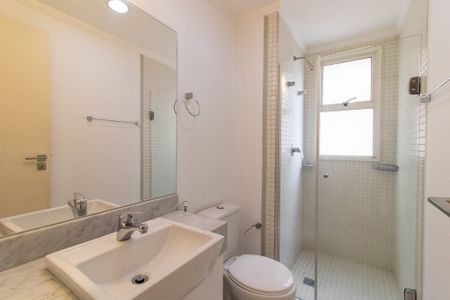 Apartamento para alugar com 64m², 2 quartos e 2 vagasBanheiro da Suíte