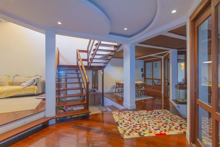 Sala de casa à venda com 5 quartos, 423m² em Marechal Rondon, Canoas