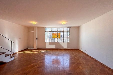 Casa para alugar com 3 quartos, 180m² em Mirandópolis, São Paulo