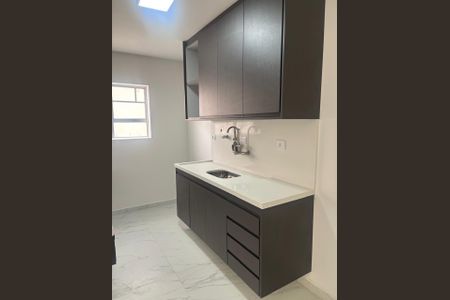 Cozinha de apartamento à venda com 2 quartos, 87m² em Itaim Bibi, São Paulo