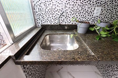 Apartamento à venda com 44m², 1 quarto e sem vagaÁrea de Serviço - Tanque