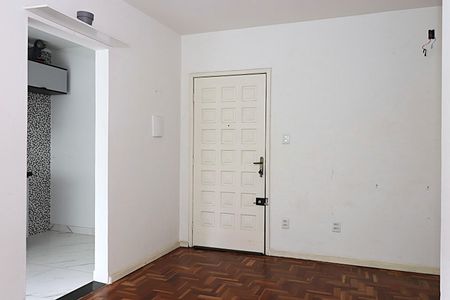 Apartamento à venda com 44m², 1 quarto e sem vagaSala