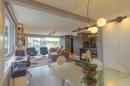 Apartamento à venda com 104m², 2 quartos e 2 vagas Apartamento à venda com 104m², 2 quartos e 2 vagasSala